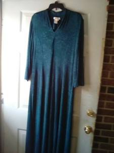 long sleeve maxi dress size 16