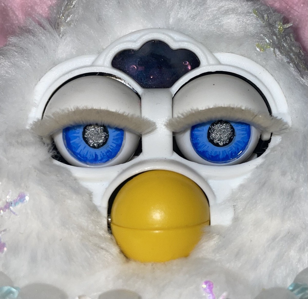 Tiger Electronic Small White Furby Winter Punked Out Blue