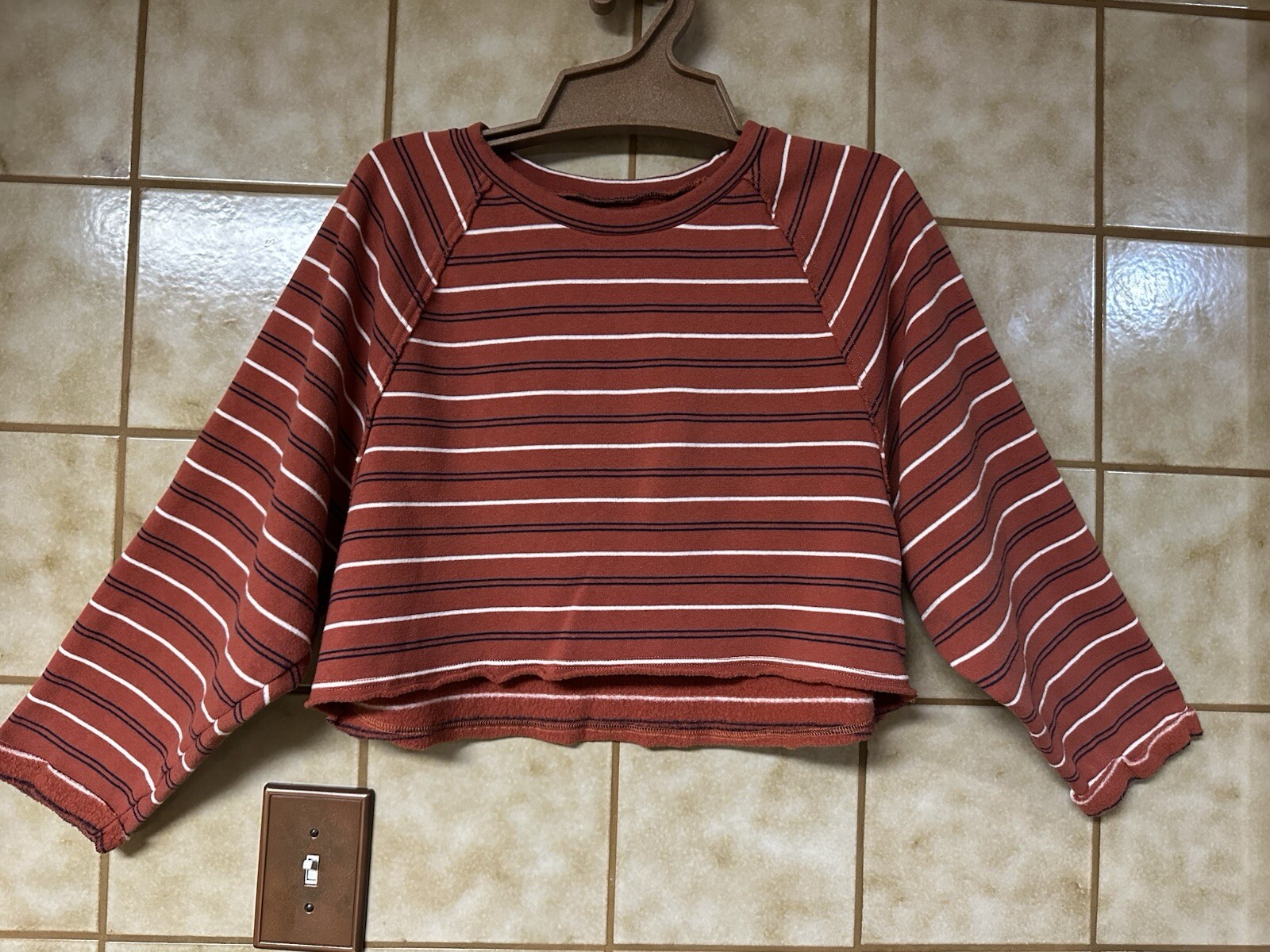 Picture 1 of 10