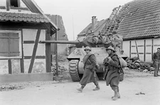 WW2 WWII Photo World War Two / French Soldiers in Germany in 1945 3rd French