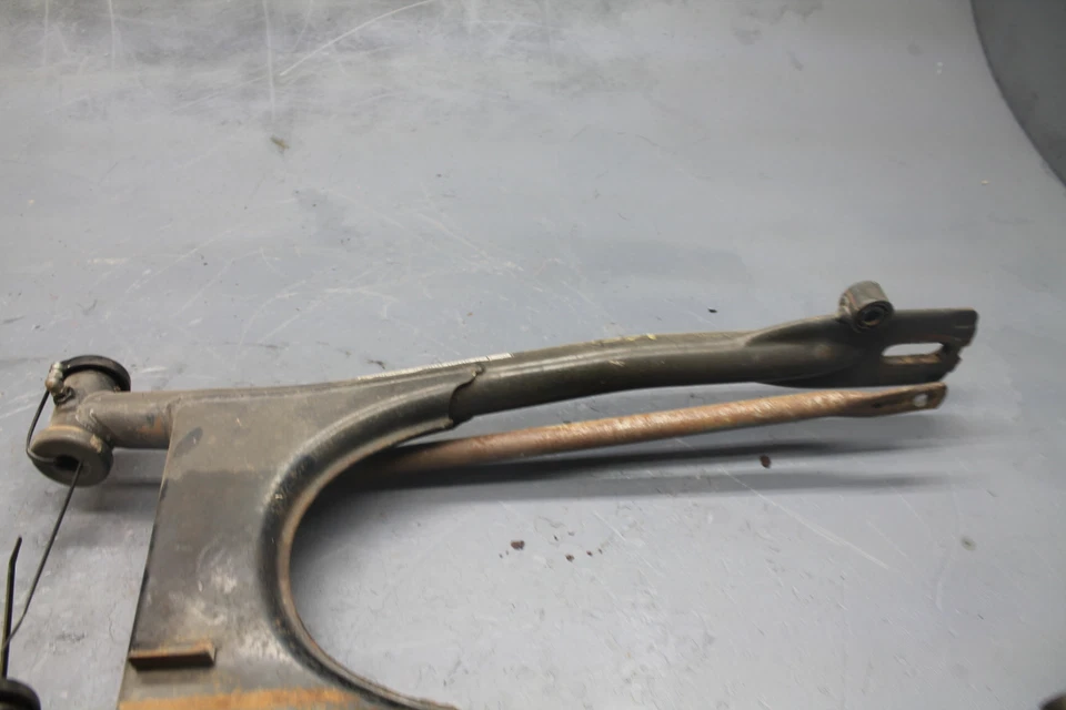 1978 HONDA CB400 REAR SWINGARM BACK SUSPENSION SWING ARM - Image 2 of 4
