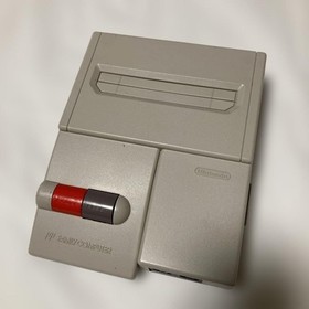 Nintendo AV Famicom HVC-101 Console Boxed Set AC Adapter 2 Controllers Japan