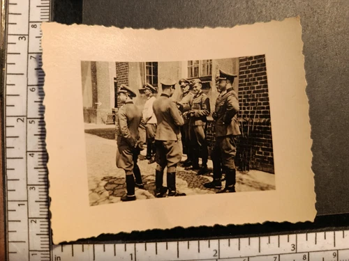 GERMAN WW2: Military B&W photo of HEER (ARMY) SOLDIER.  #0057