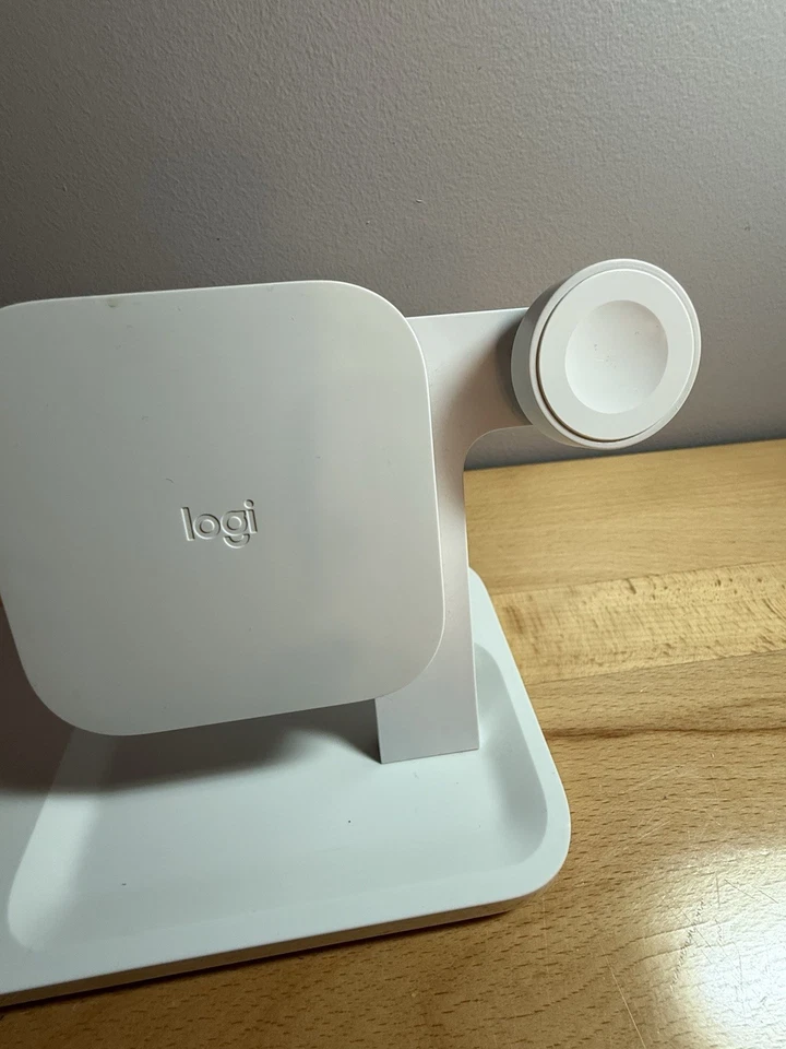 LogitechPower Soporte Inalámbrico 3 en 1 Base de Carga Blanco Reloj Teléfono iPod Blanco Foto 2 de 4