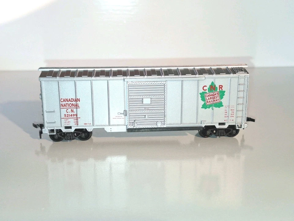 Model Power 7952 Canadian Nat. Boxcar. As New cond. HO Scale. 2 rail DC. Boxed - Image 3 of 4