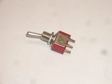 GC ELECTRONICS 35-005 SPDT ON-OFF-ON MINIATURE TOGGLE SWITCH 5A 125VAC