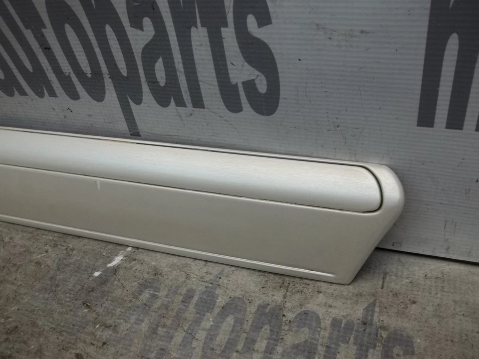 Cadillac Eldorado ETC 1995-2002 cuarto de conductor izquierdo moldura moldura OEM Foto 3 de 4