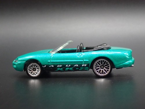 1996-2006 JAGUAR XK8 Convertibile Verde 1/64 Scala da Collezione Modellino Car - Foto 2 di 7