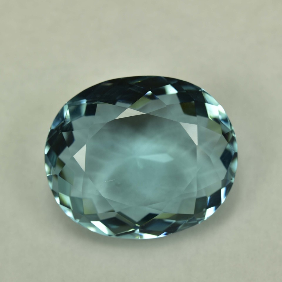 140.0 cts Super Deep Blue SANTAMARIA Aquamarine From Brazil. 100
