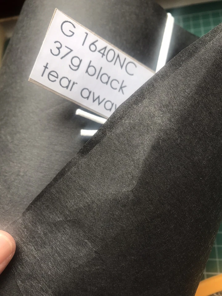 STABILISER LIGHT EASY TEAR AWAY 37g  21cm 5M 10M 15M BACKING BLACK NONWOVEN UK - Image 3 of 4