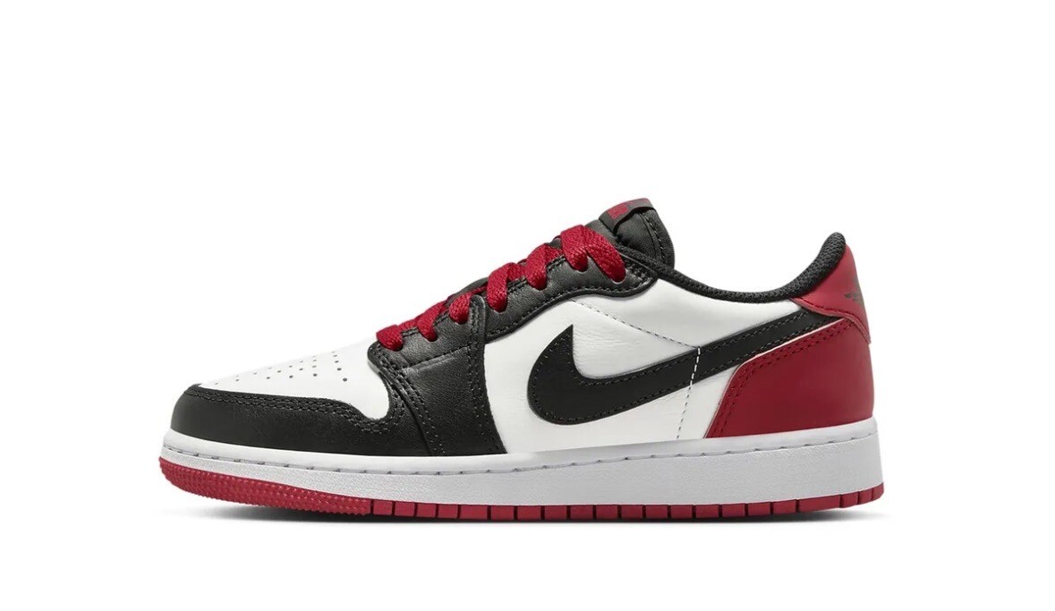 スニーカー Air Jordan 1 Low Black Toe Air Jordan 1 Low Retro OG Black Toe Size 6.5y 8w Brand New