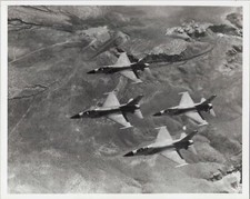 GENERAL DYNAMICS F-16 FIGHTING FALCON FORMATION ORIGINAL MANUFACTURERS PHOTO 88