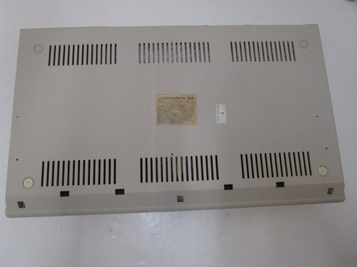 COMMODORE 64C COMPUTER 250469 HEATSINKS IC TESTED AND WORKING LOT #68 - Afbeelding 6 van 16