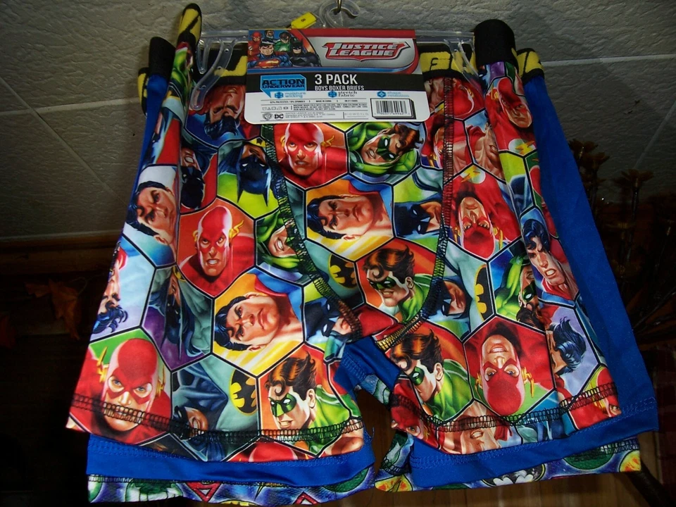 PACK DE 3 CALZONCILLOS BOXER DE LA LIGA DE LA JUSTICIA PARA NIÑOS TALLA MEDIANA 8 ROPA INTERIOR DE ACCIÓN DIVERSIÓN ESCOLAR Foto 2 de 2
