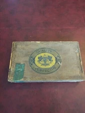 Antique Quality Perfectos WOOD CIGAR BOX.
