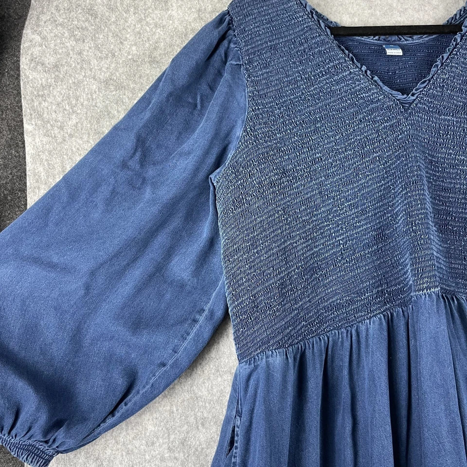 Old Navy Smocked Tiered Maxi Dress Womens 3X Blue Chambray Balloon Sleeve Boho - Image 4 of 4