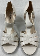 Ladies Life Stride Soft System Caramel Size 9M Caramel Color Sandals Heels