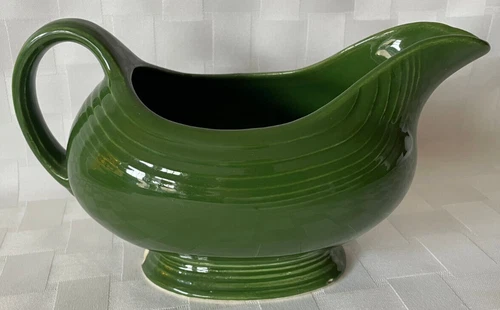 Vintage 1950's FOREST GREEN Fiesta Open Sauce Gravy Boat FIESTAWARE ~Chipped