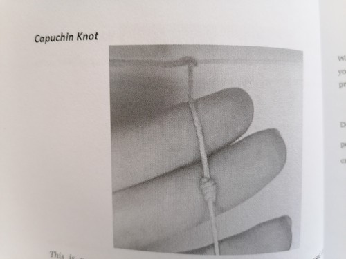 MACRAME FOR ABSOLUTE BEGINNERS Book, 14 Basic Knots, Amanda Jones, 72pg - Picture 7 of 11