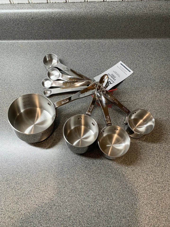 Nuevo Juego de 4 tazas medidoras y 4 cucharas ALL-CLAD de acero inoxidable tamaño estándar Foto 2 de 4