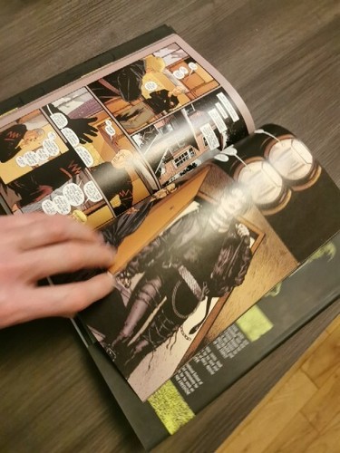 GRAPHIC NOVEL - The Girl With The Dragon Tattoo BOOK ONE, FIRST EDITION - Picture 15 of 20