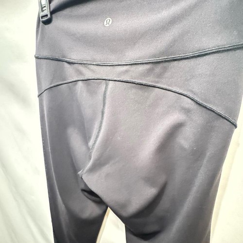 Lululemon In Movement Tight 25" *Everlux in Black Size 8 W5BPGS - Picture 11 of 12