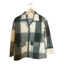 Green Plaid Shacket Jacket Women’s Size Small
