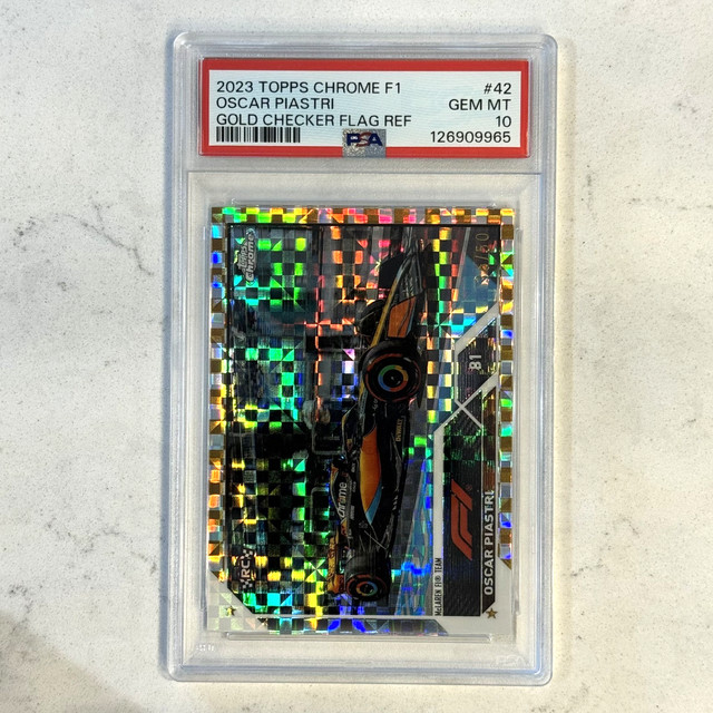 2023 Topps Chrome F1 #42 OSCAR PIASTRI Gold Checker Flag Refractor Rc /50 PSA 10