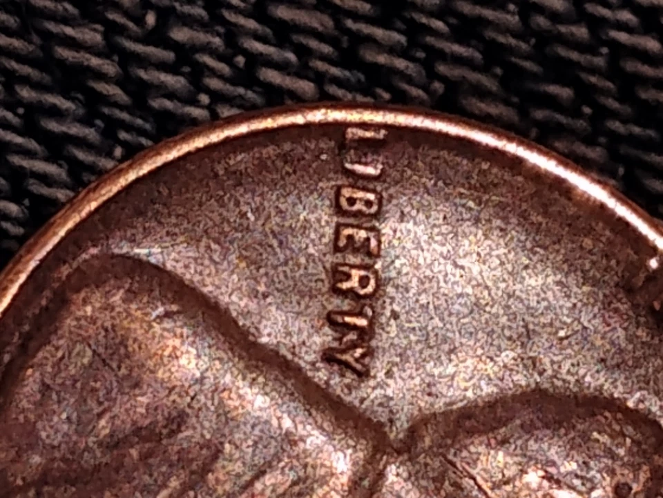 1954 S Mint Lincoln Cent With Multiple Errors L On Rim S Touching 5 Off-Centered - Image 3 of 4