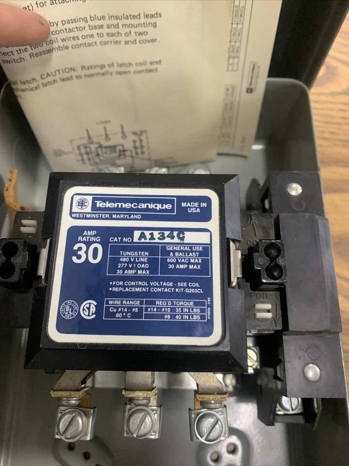 A134C Telemecanique 4-pole, 30 amp, Contactor New - Image 2 of 4