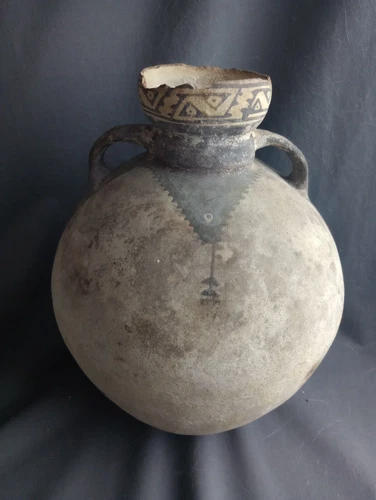 Pre Columbian Peru Chancay Globular Pottery Vessel 800 - 1450 AD