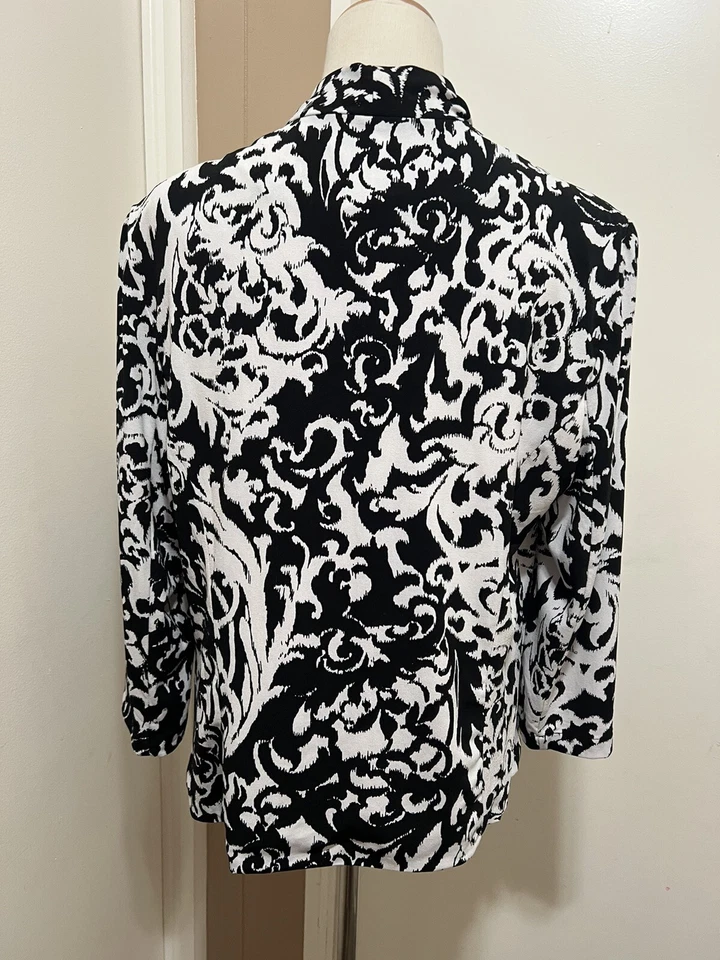 Alberto Makali 女式垂褶开襟开衫黑色和白色 3/4 袖 L — 第 4/4 张图片