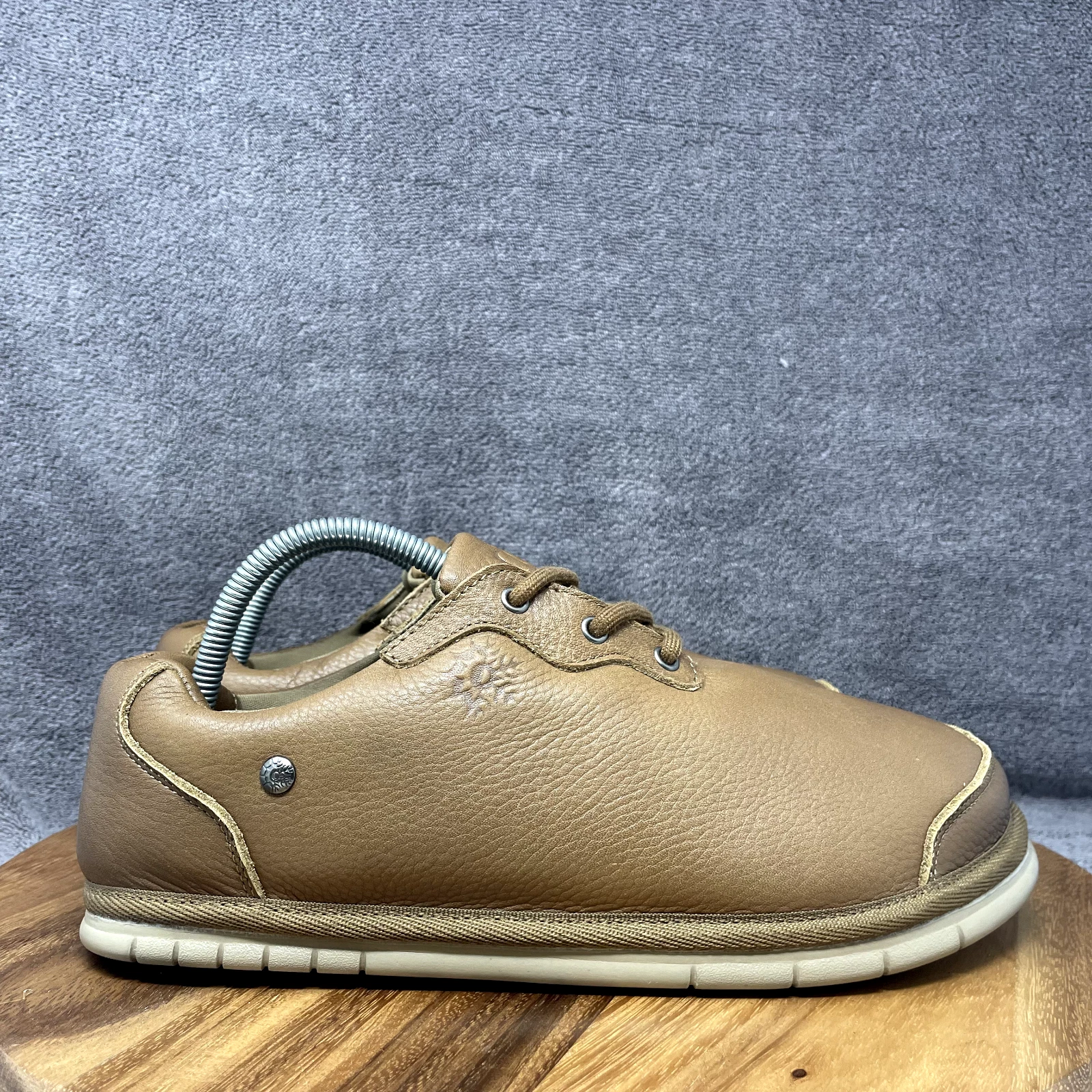 Nice Shell Beach Strut Wood Men's Size 10 Brown Leather Shoe Surfing California