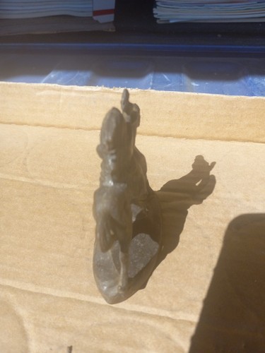 Native American Statue Metal Indian on Horse War Bonnet Tomahawk 3 1/2" Patina - Picture 4 of 6