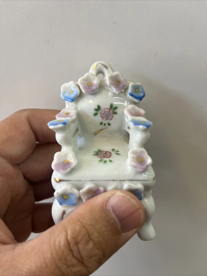 Muebles de muñeca de jardín de hadas miniatura antigua vintage sofá 2 sillas elfinware  Foto 4 de 4