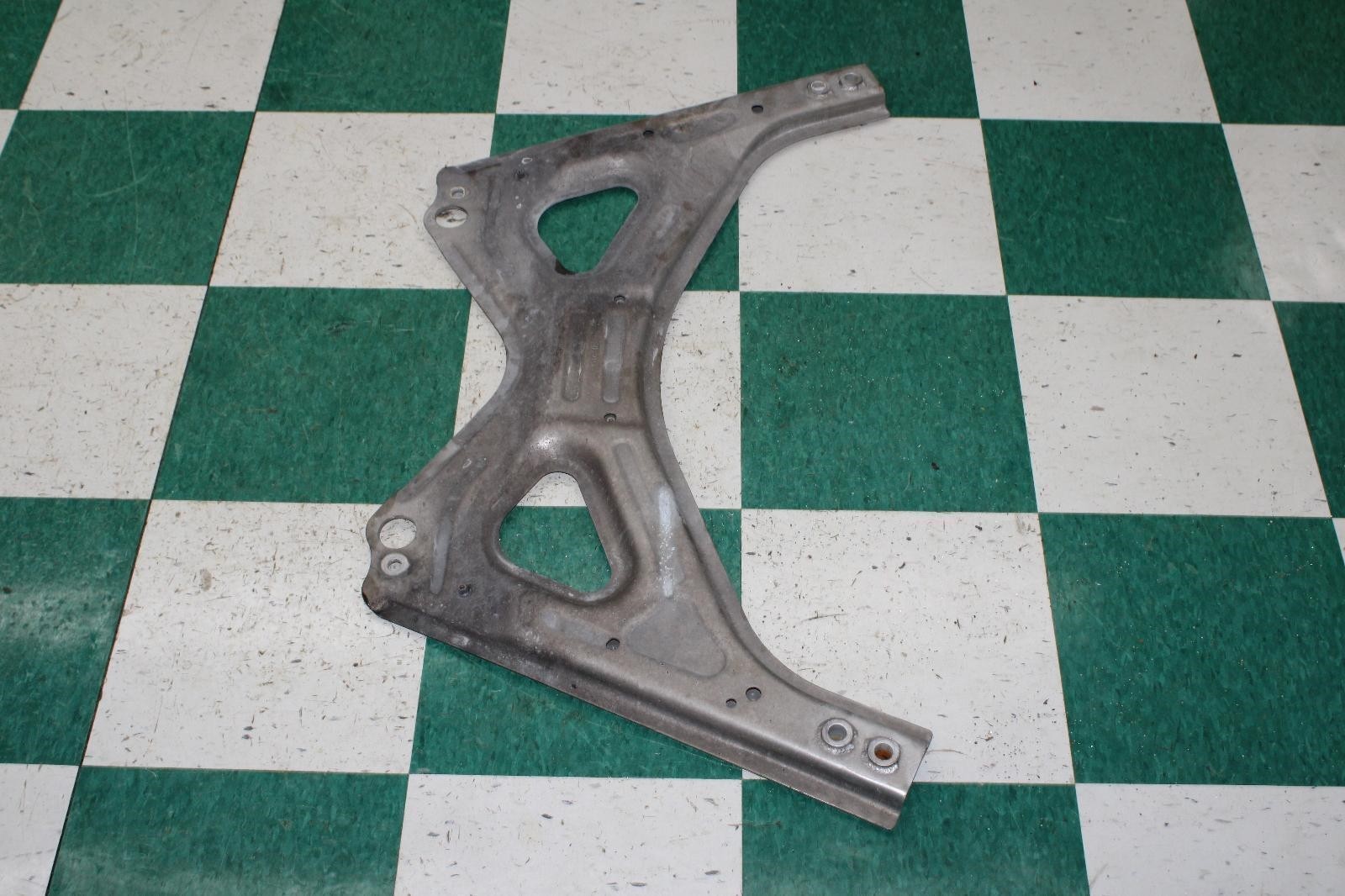 14-17 GHIBLI Front Lower Engine Cradle Crossmember Support Bracket Brace OEM WTY