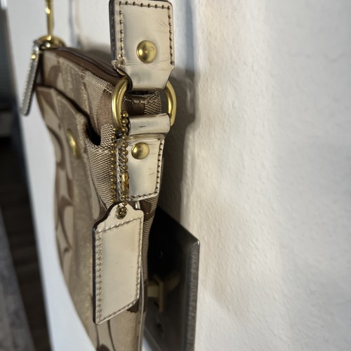 Coach Signature Jacquard North South Gold Lurex CROSSBODY SWINGPACK 42246 - Picture 7 of 19