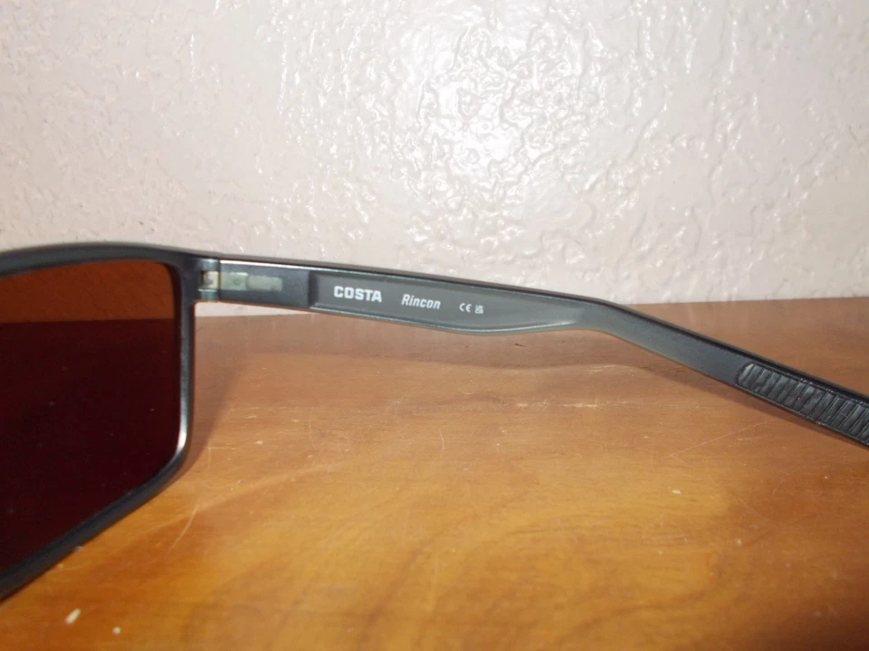 Costa Del Mar Rincon Matte Smoke Crystal Frame Green Glass Polarized Sunglasses - Image 4 of 4