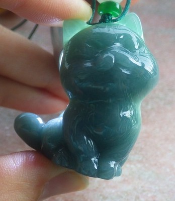 Video Certified Green Natural A Jade jadeite pendant Display Cat 招财猫 119568 TS