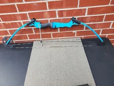 Mathews Genesis Original Bow - Lightweight - NASP - Right Hand - Blue