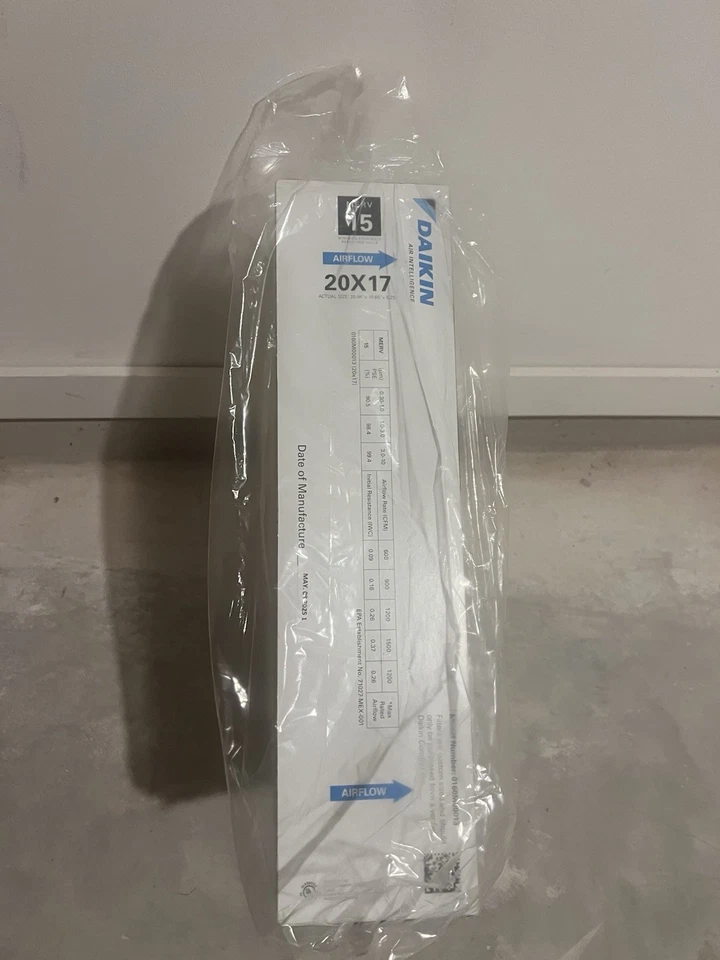 Daikin 0160M00013 (4-Pack) - 17" x 20" x 5" Pleated MERV 15 Replacement Filter - Image 4 of 4