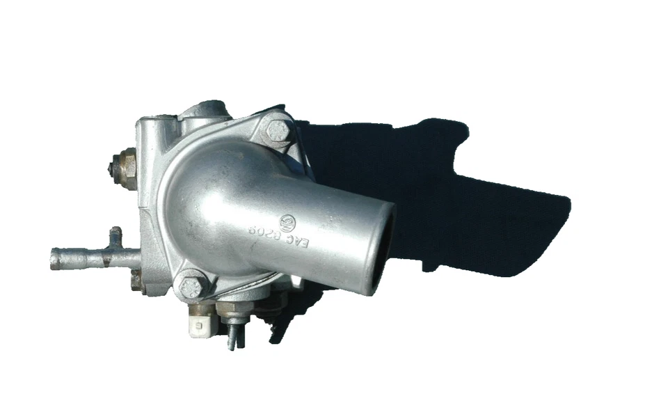 1988-1992 Jaguar XJ6 Thermostat Housing & Coolant Distributor  EAC8209 EAC5730PA - Image 2 of 4