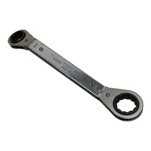 Mountain 5-Piece Metric Double Box Universal Spline Reversible Ratcheting Wrench Set – 8mm To 18mm, 90-Tooth, Flexible Long Handle (MTNRM6)