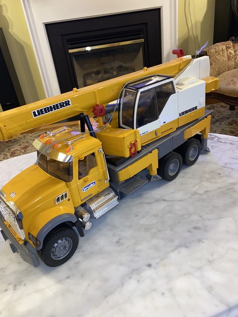 mack granite liebherr crane truck