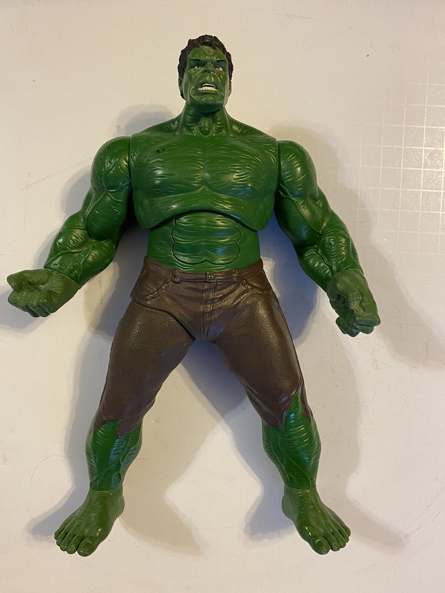 Incredible Hulk 10” Talking Smash Action Figure Marvel Avengers