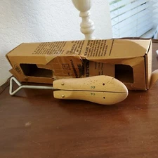 Ralyn Professional Shoe Stretcher Wooden Shoe Stretcher Size Low 2