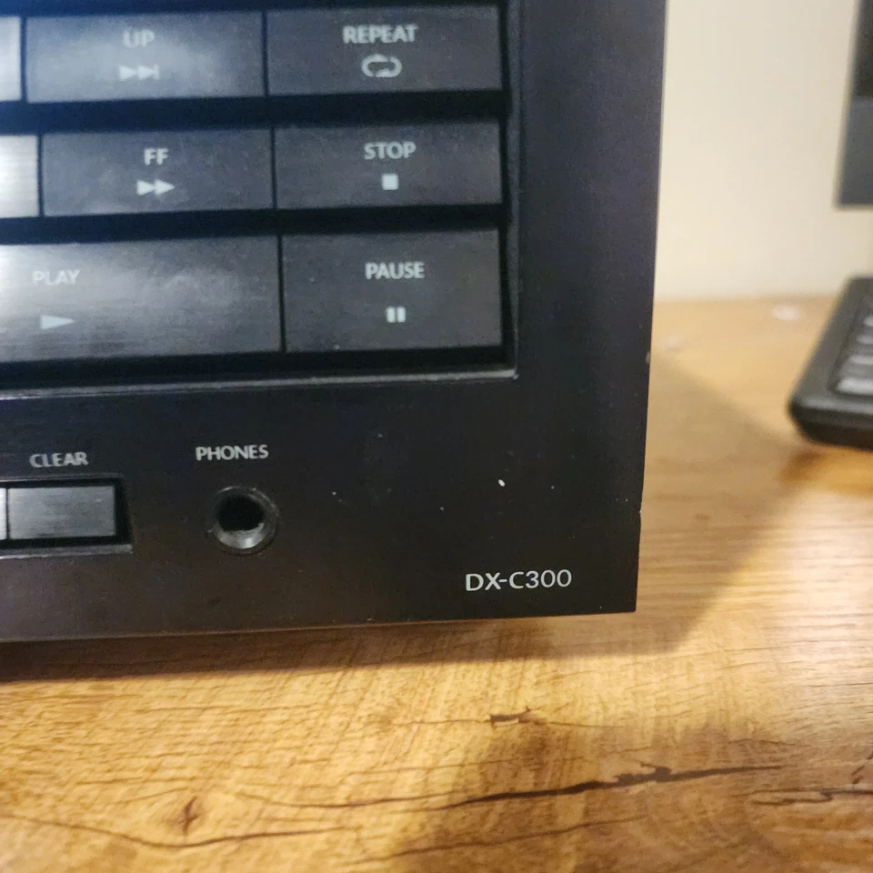 Onkyo DX-C300 CD 6 Multi Compact Disc Changer NO-Remote - Image 3 of 4