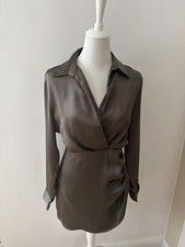 Zara Damen Kleid khaki Satinlook gerafft elegant Mini Kleid Größe S neu