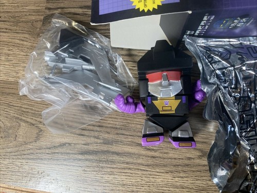 The Transformers 3" Blind Box The Loyal Subjects SHRAPNEL OPEN BOX - Picture 2 of 5