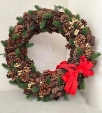 Ebenezer & Co. Christmas Pinecone Wreath 24" - NEW